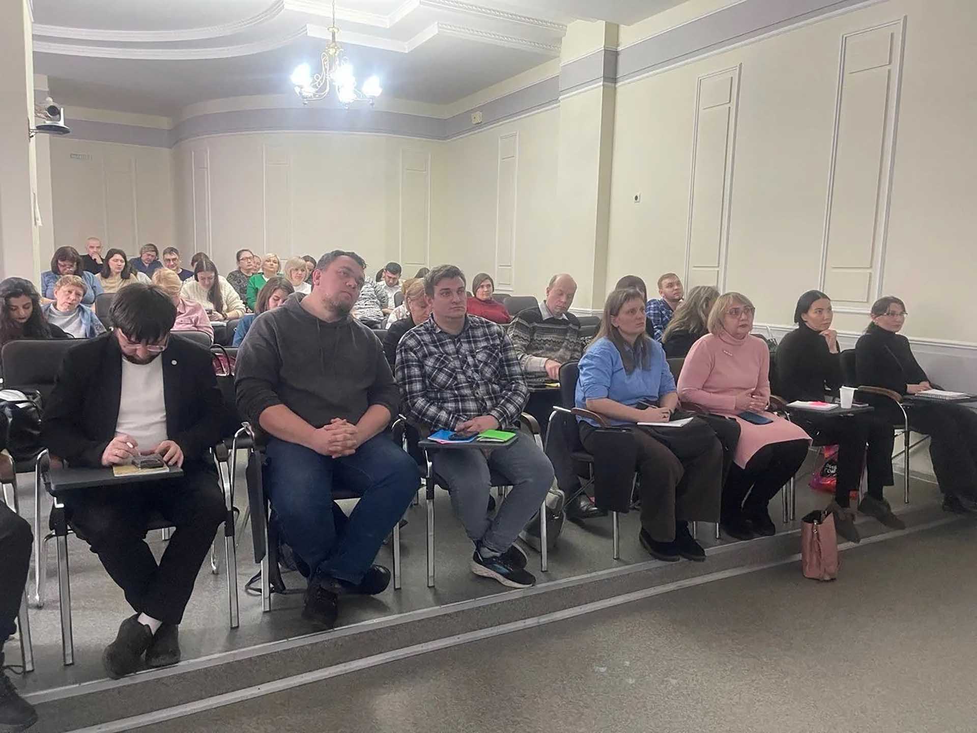 Для&nbsp;экспертов омского этапа чемпионата &laquo;Профессионалы&raquo; провели семинар