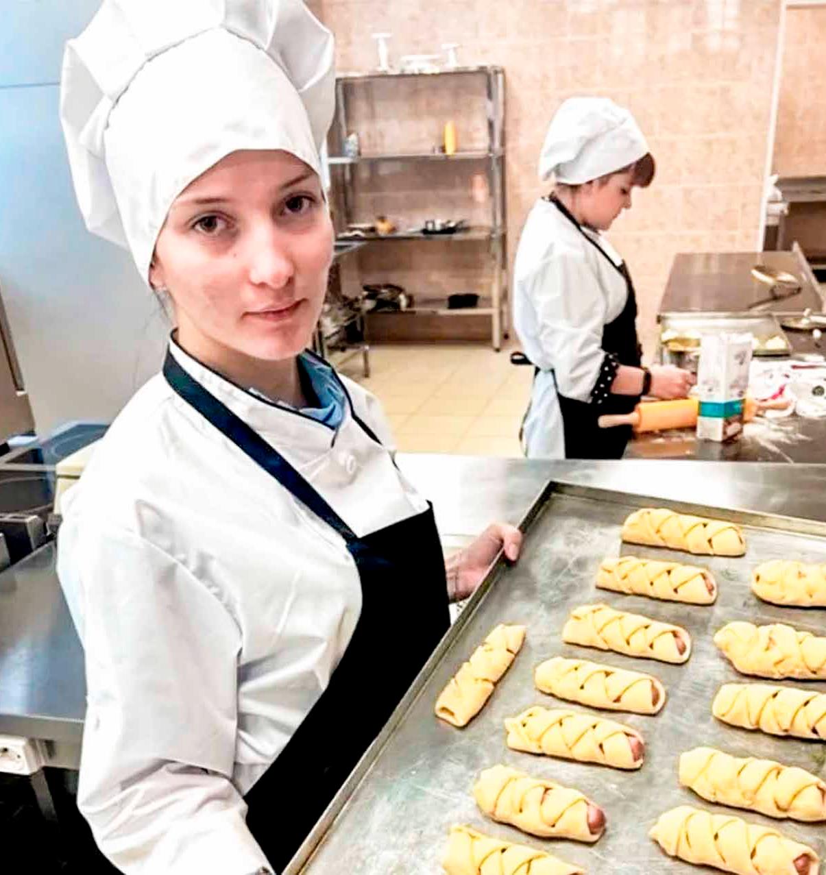 Школьники Новосибирской области примерили профессии поваров и&nbsp;сварщиков