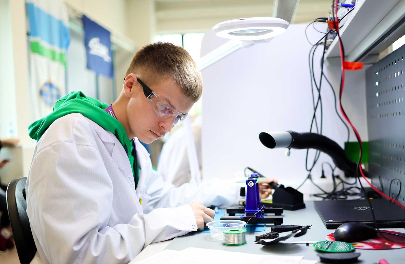 С&nbsp;упором на&nbsp;практику: как&nbsp;&laquo;Профессионалитет&raquo; развивается в&nbsp;новых регионах